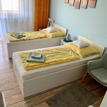 Aloe Apartman Sopron Buitenkant foto