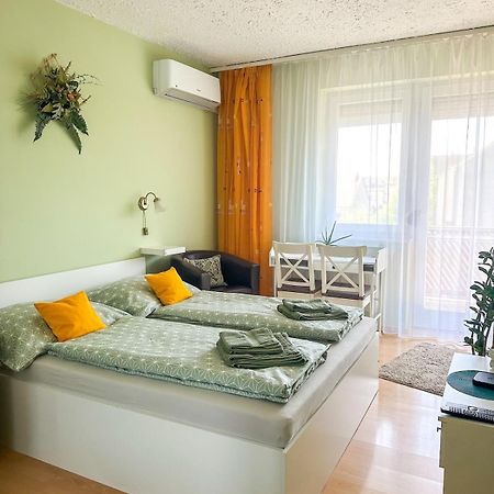 Aloe Apartman Sopron Buitenkant foto