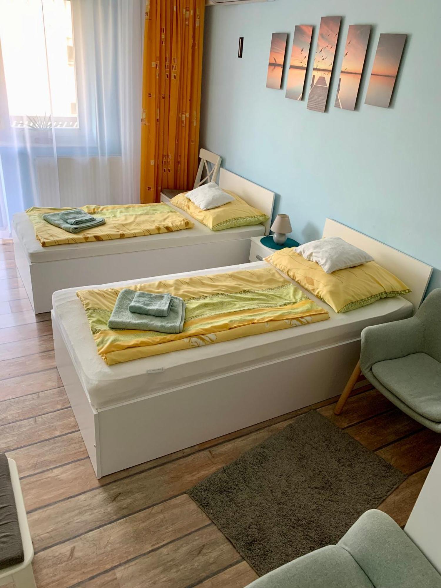 Aloe Apartman Sopron Buitenkant foto